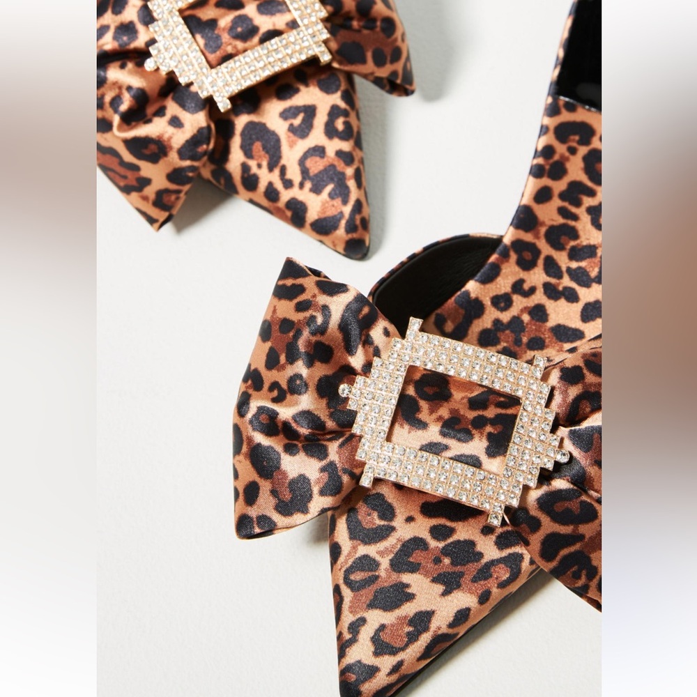 Anthropologie,size 5 , NWOT , no box,